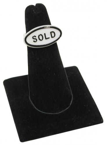 Finger ring stand; SQUARE base - Black velvet
