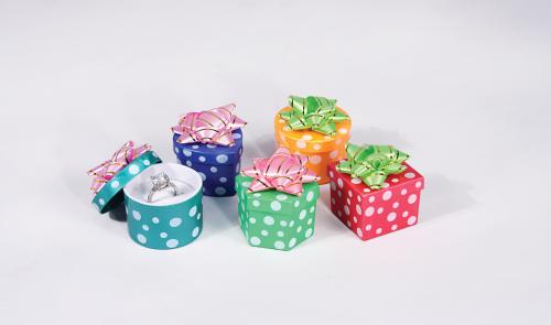 4dz/box,12box/ct; assorted polka dots hat box